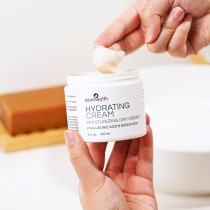 Hydrating Cream Moisturizing Day Cream - Hyaluronic Acid & PCA  image